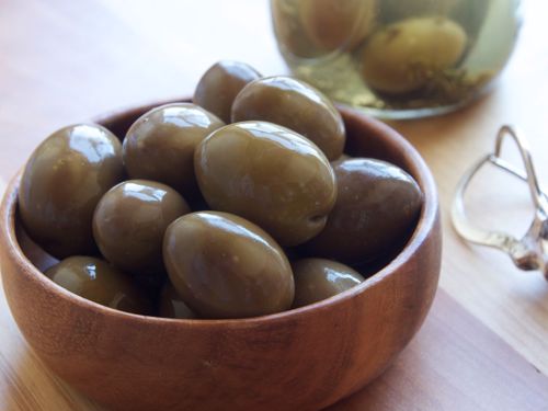 Picture of Good Faith Farm Raw Green Olives with Garlic and Oregano
